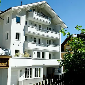 Petit Madlein Bed & Breakfast Ischgl